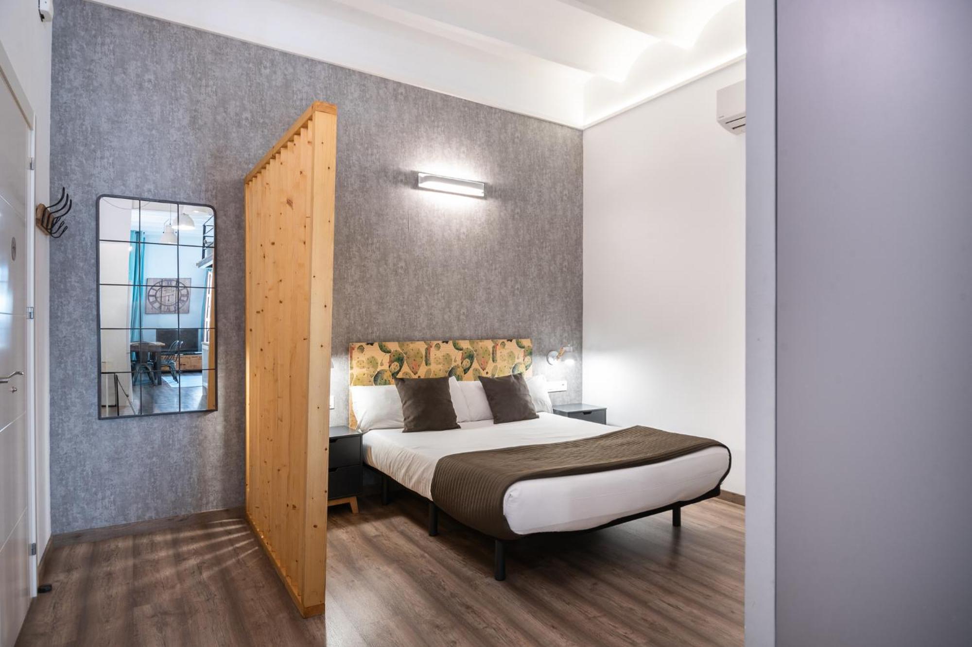 Beautiful Renovated Loft Minutes From The Beach Barselona Dış mekan fotoğraf