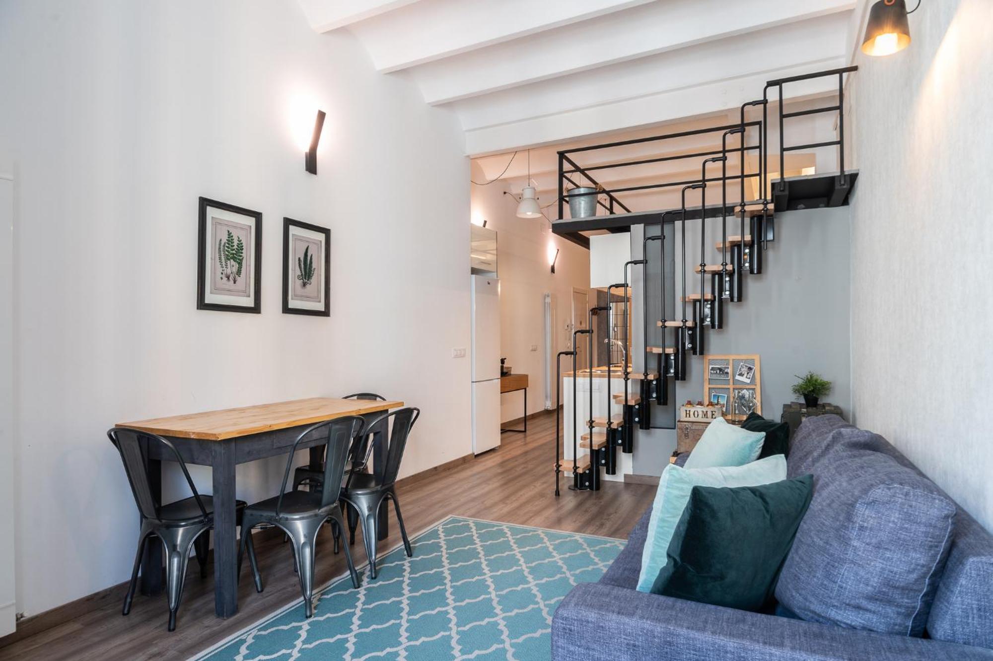 Beautiful Renovated Loft Minutes From The Beach Barselona Dış mekan fotoğraf
